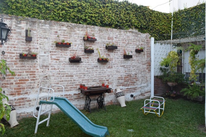 VENTA CASA  3 DORMITORIOS - FISHERTON.