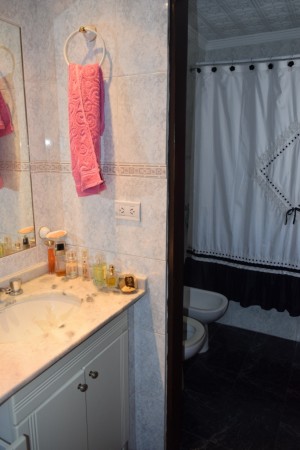 VENTA CASA  3 DORMITORIOS - FISHERTON.
