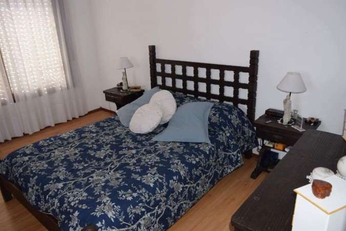 VENTA CASA  3 DORMITORIOS - FISHERTON.