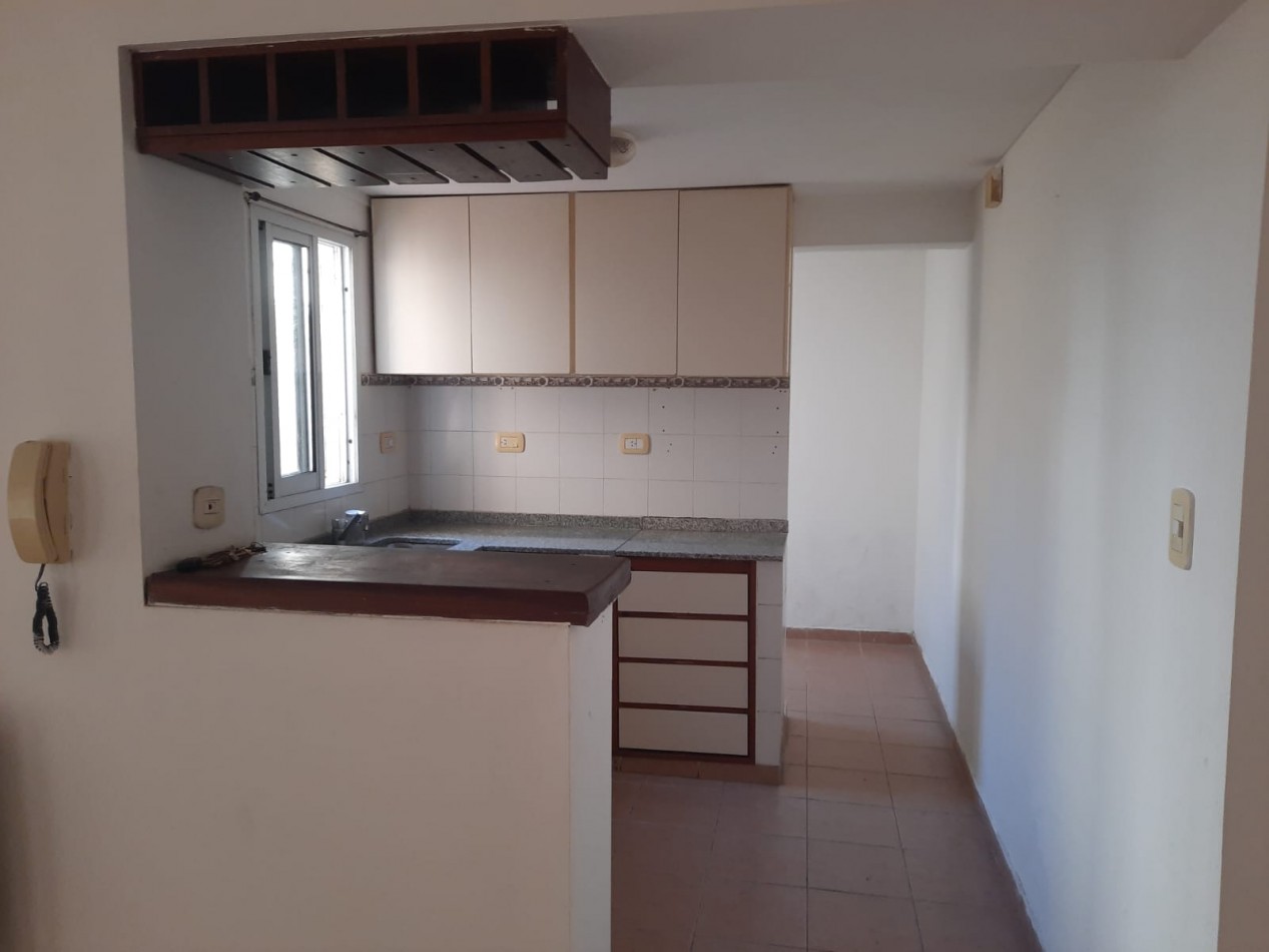 CASA INTERNA - PASILLO - ECHESORTU