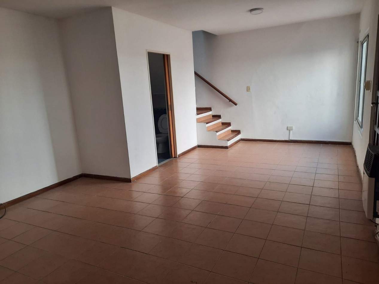 CASA INTERNA - PASILLO - ECHESORTU