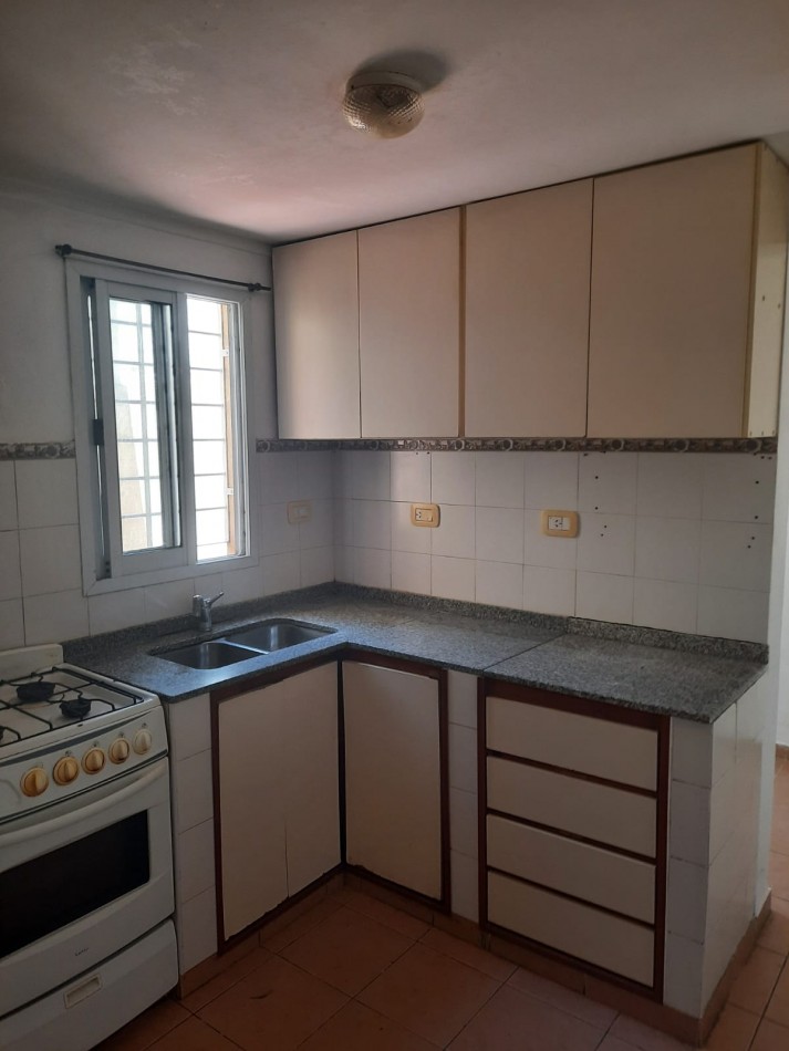 CASA INTERNA - PASILLO - ECHESORTU