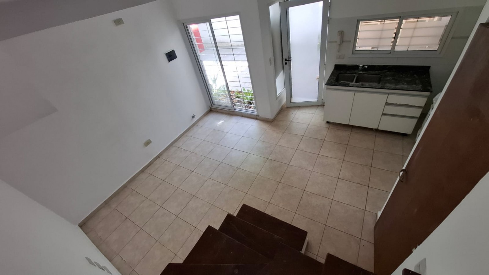 DUPLEX 2 DORMITORIOS EN VENTA  ¡OPORTUNIDAD UNICA EN ECHESORTU!