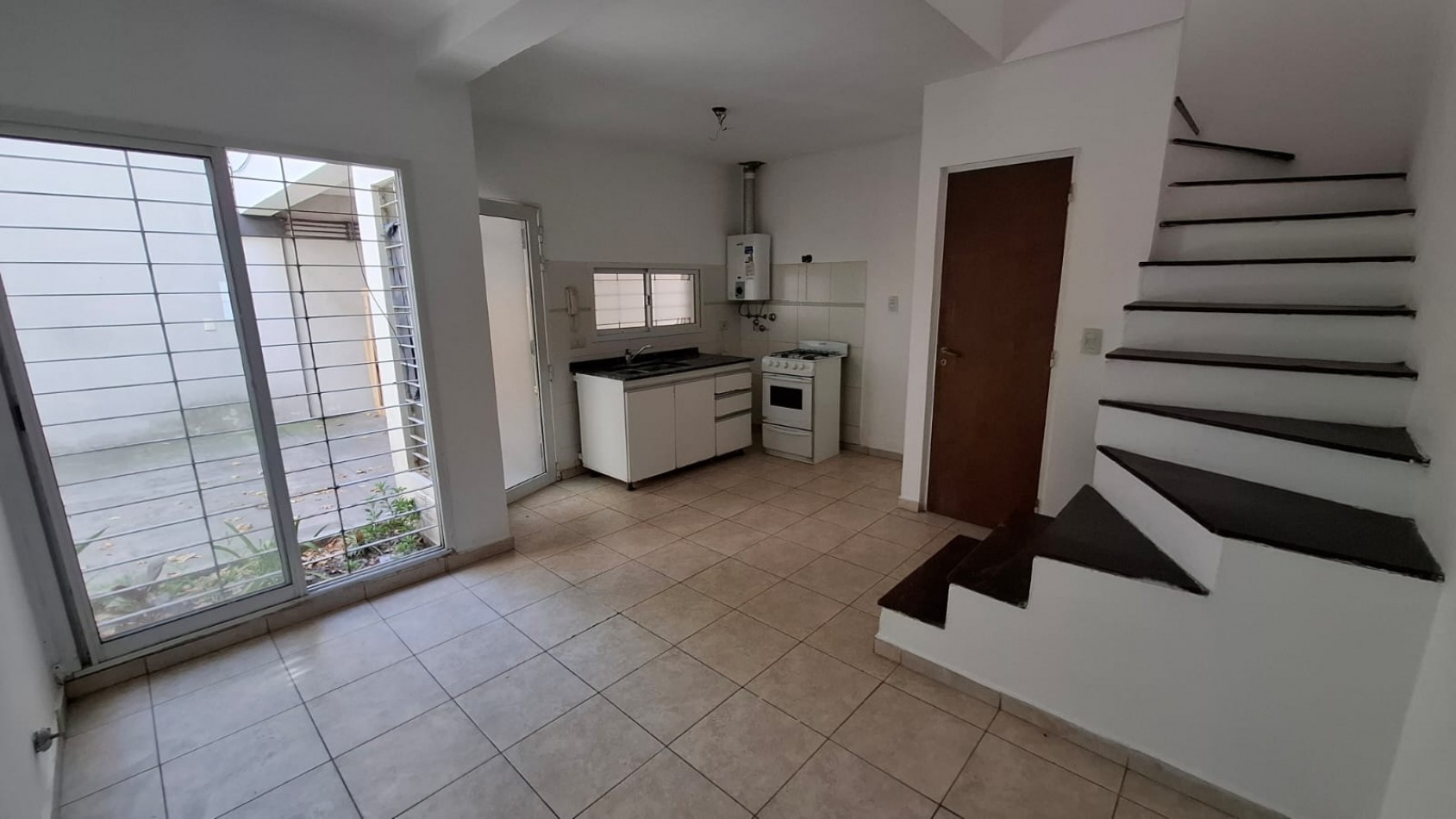DUPLEX 2 DORMITORIOS EN VENTA  ¡OPORTUNIDAD UNICA EN ECHESORTU!
